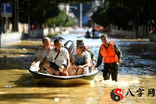 梦见涨水来势汹汹